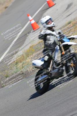 media/Nov-12-2023-Classic Track Days (Sun) [[11f17acb81]]/Group 3/session 2 turn 9/